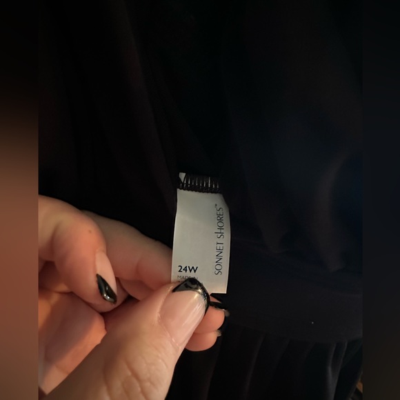 One piece 24w swimsuit - Picture 3 of 3